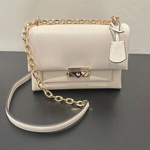 Elegant Cream Leather Shoulder Bag